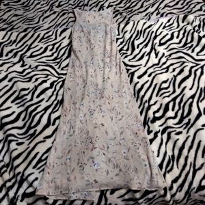 Light purple sleeveless dress w/ over piece